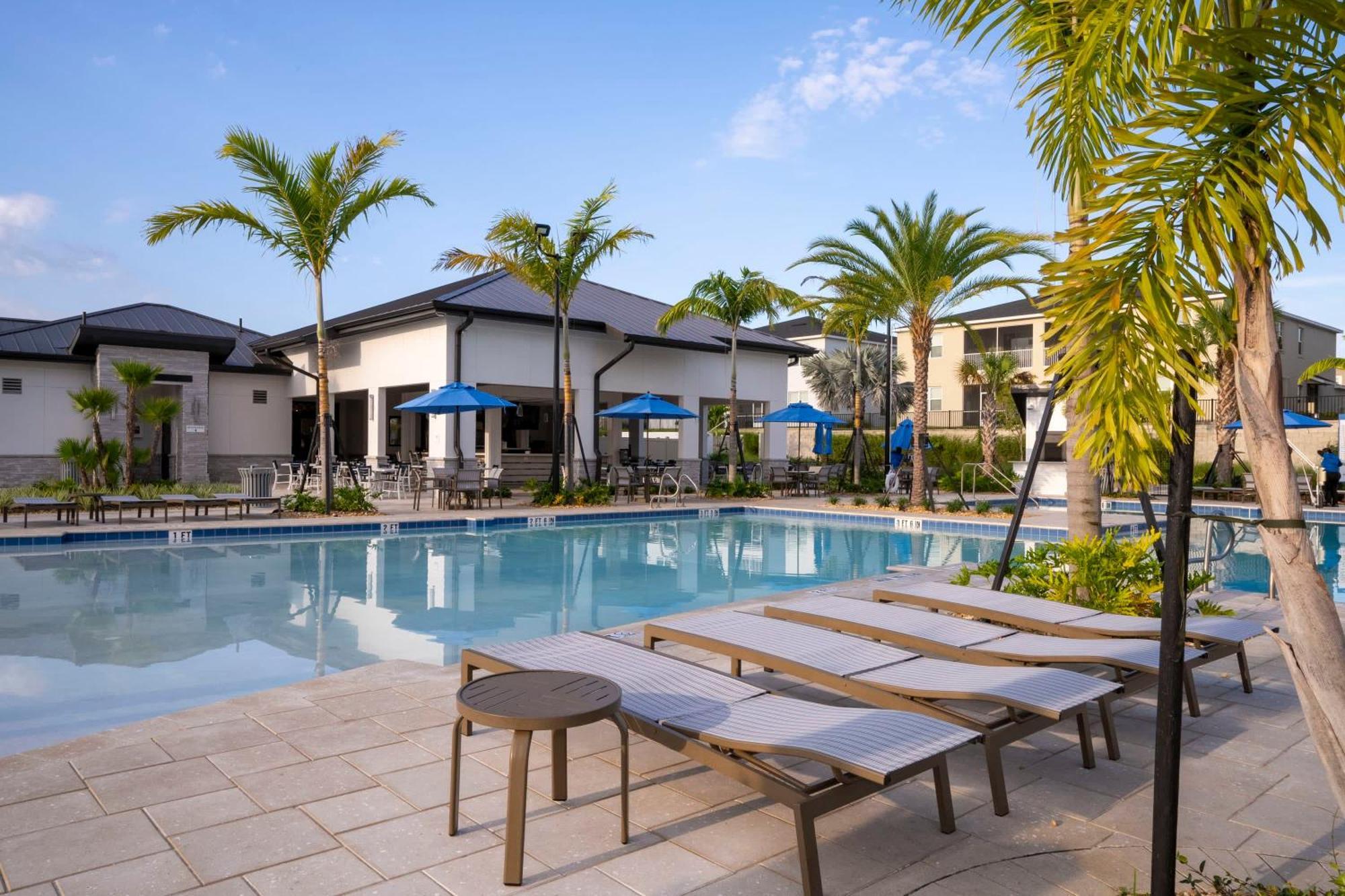 Stunning 4 Bd W/ Pool Close To Disney @ Champions Gate 990 Kissimmee Luaran gambar